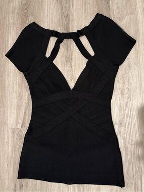 Herve Leger Bandage Top Black Size M Pristine Condition